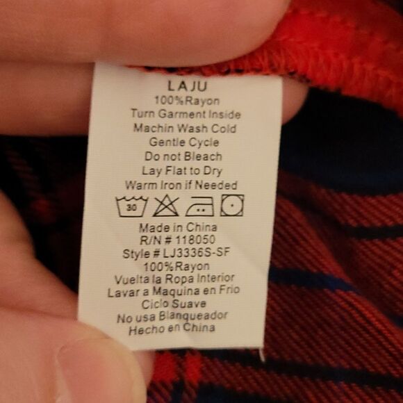 Laju woman's plaid medium button up shirt - Picture 7 of 7